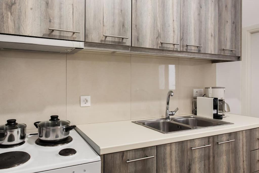 Ferienwohnung Splendid Full 5BDR/3bath/2kitchens Mansion in ATH Athen Exterior foto
