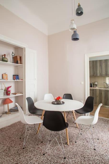 Ferienwohnung Splendid Full 5BDR/3bath/2kitchens Mansion in ATH Athen Exterior foto